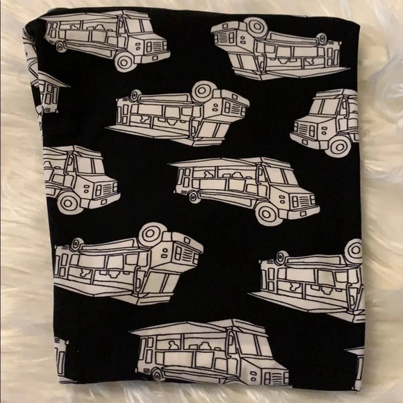 New! Women’s Lularoe truck leggings OS - Picture 1 of 1